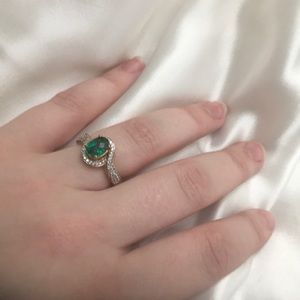 Emerald ring